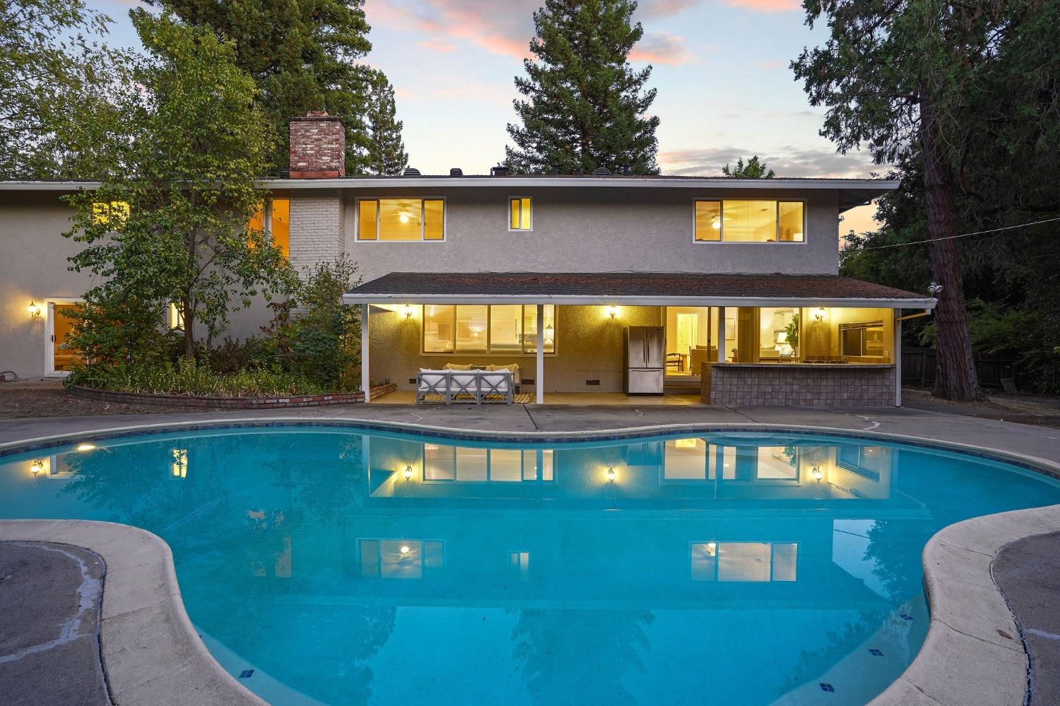 4001 Fair Oaks Boulevard