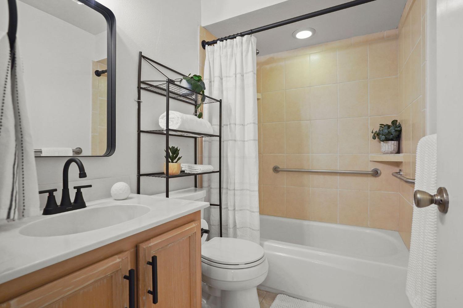 5120 Greenberry Drive