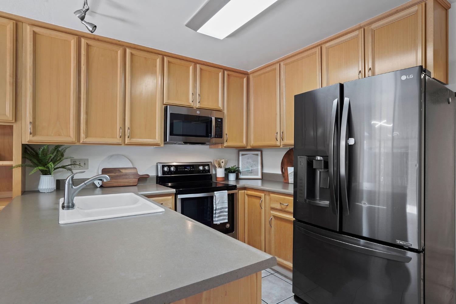 5120 Greenberry Drive