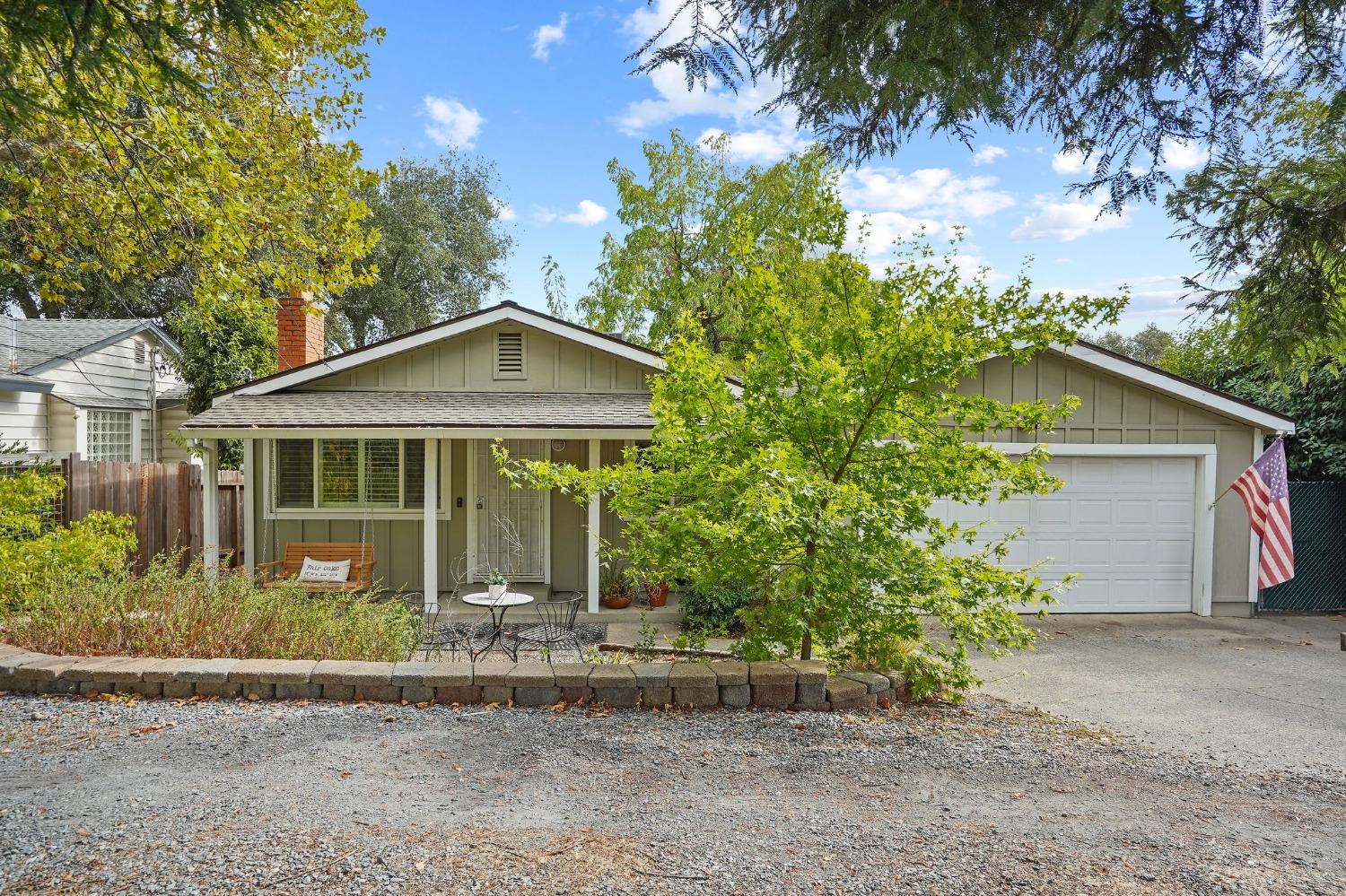 4594 Minnesota Avenue