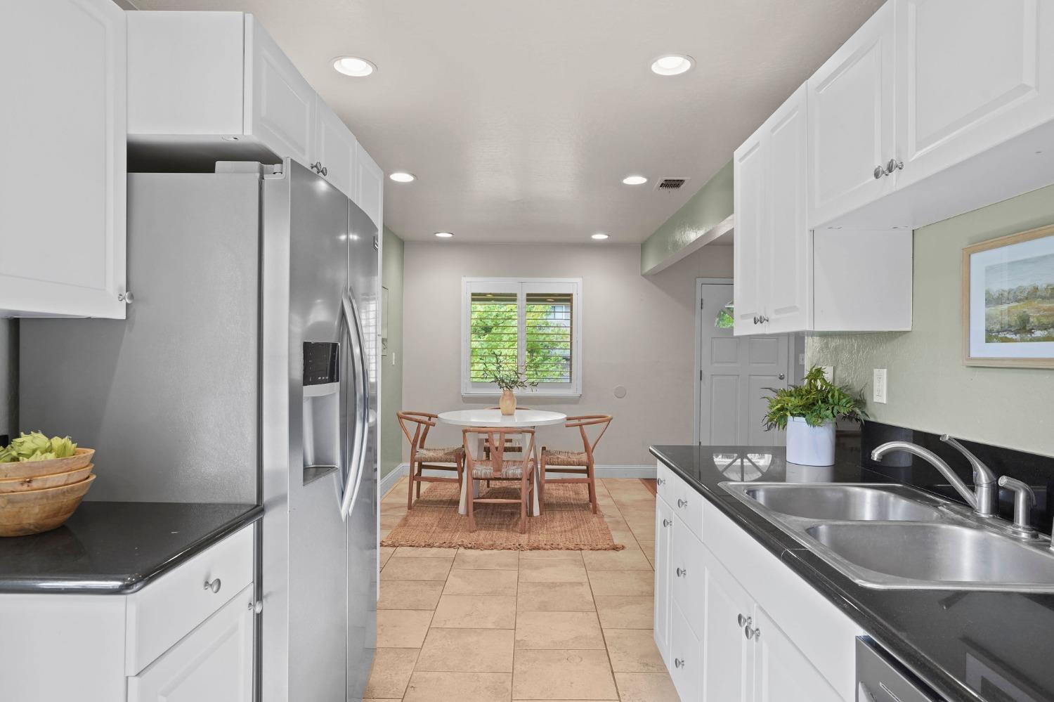 4594 Minnesota Avenue