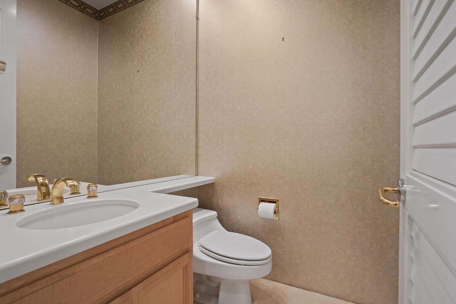 11375 Huntington Village Lane