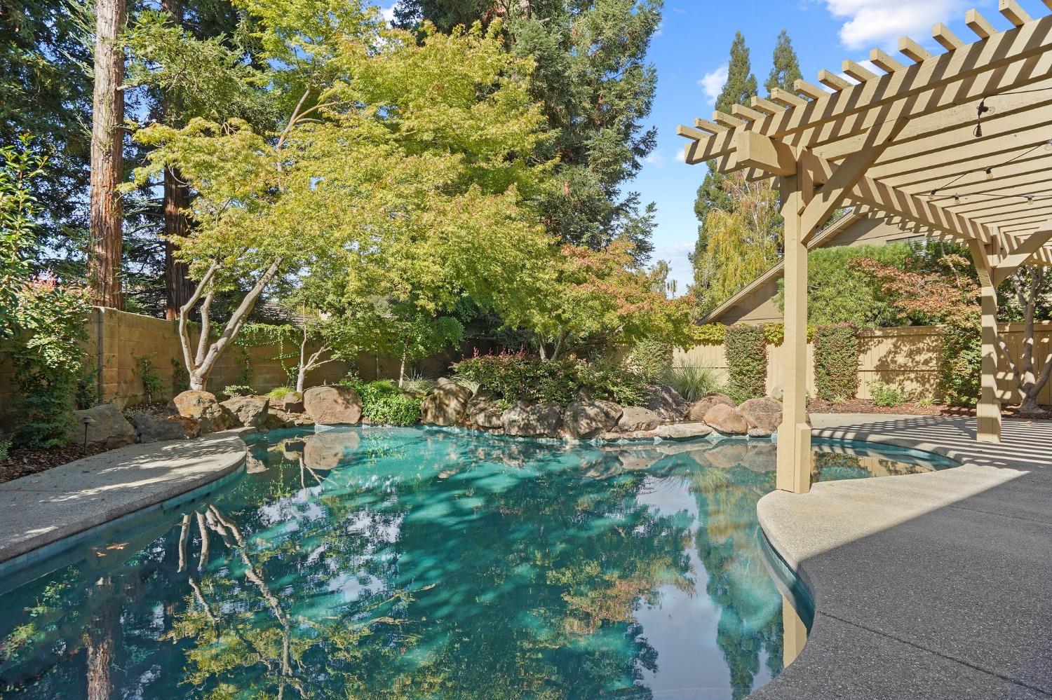 11375 Huntington Village Lane