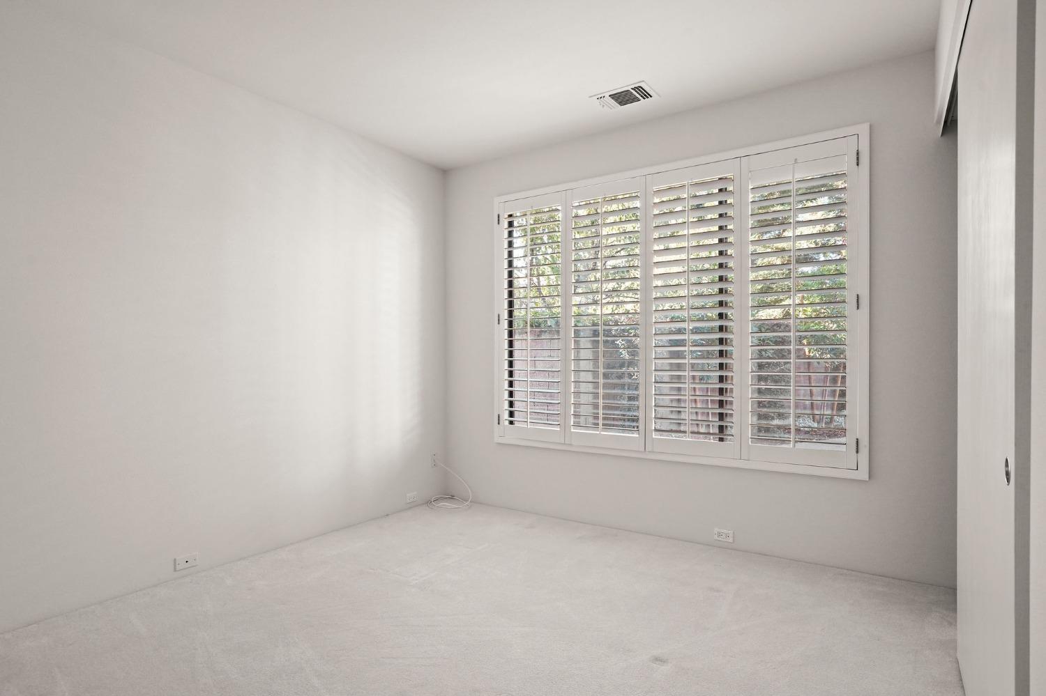 11375 Huntington Village Lane