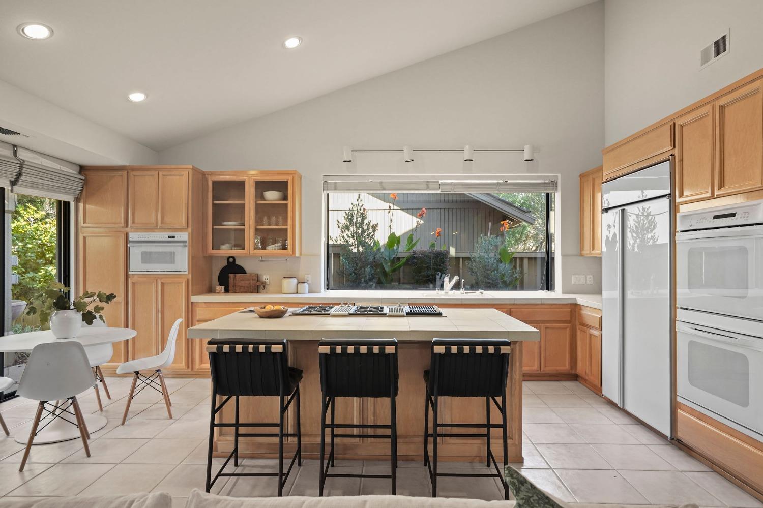 11375 Huntington Village Lane