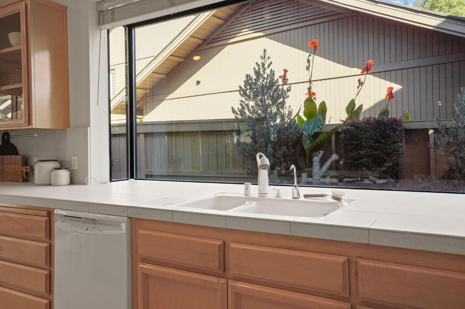 11375 Huntington Village Lane