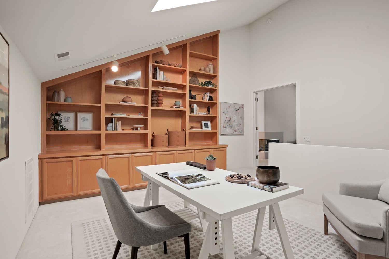 11375 Huntington Village Lane