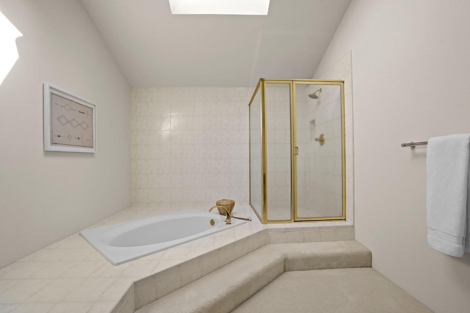 11375 Huntington Village Lane