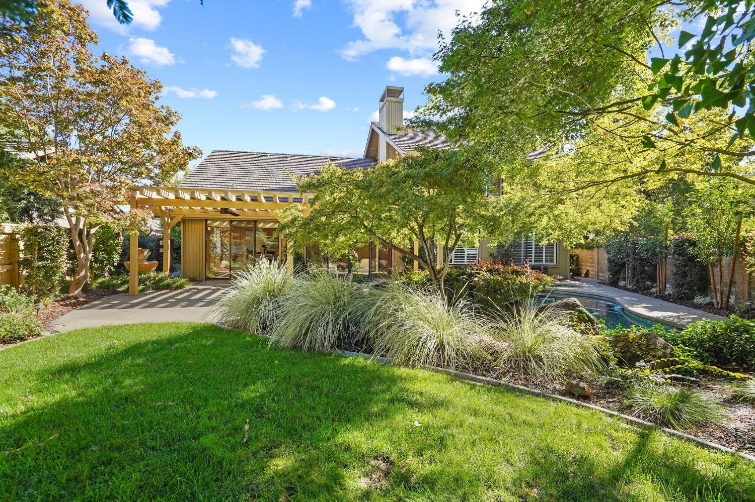 11375 Huntington Village Lane