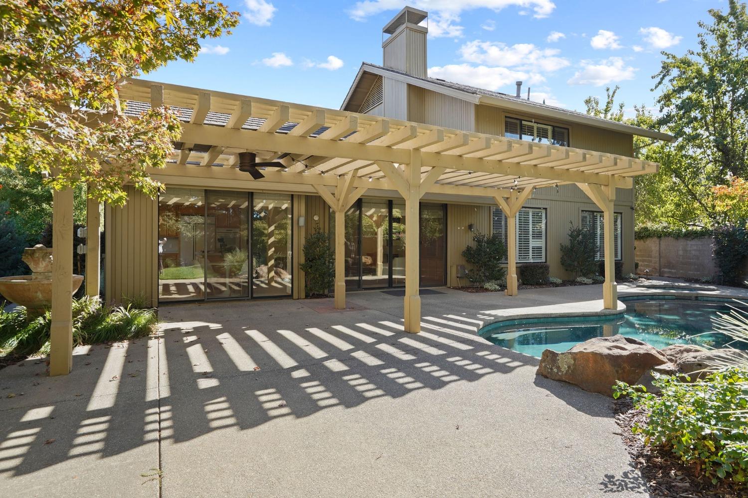 11375 Huntington Village Lane