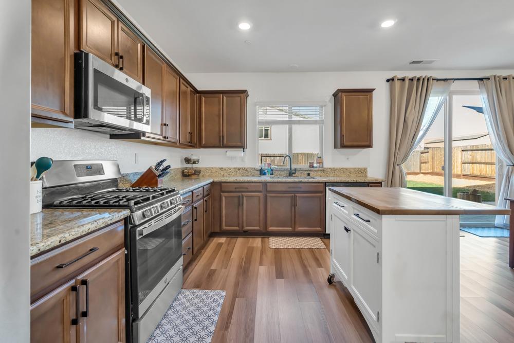 12715 Thorntonhall Drive