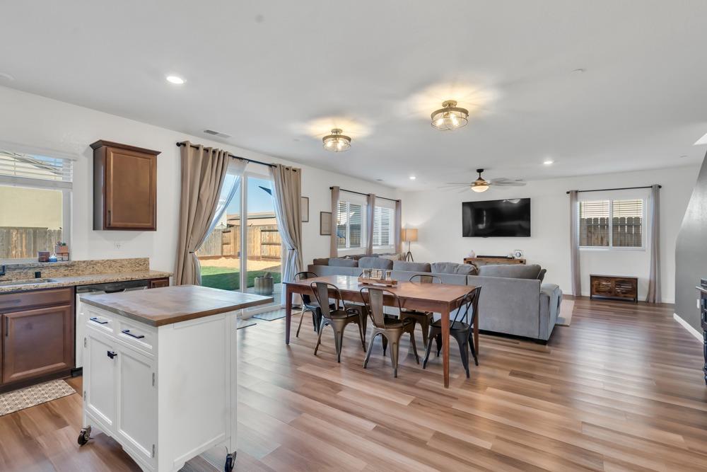 12715 Thorntonhall Drive