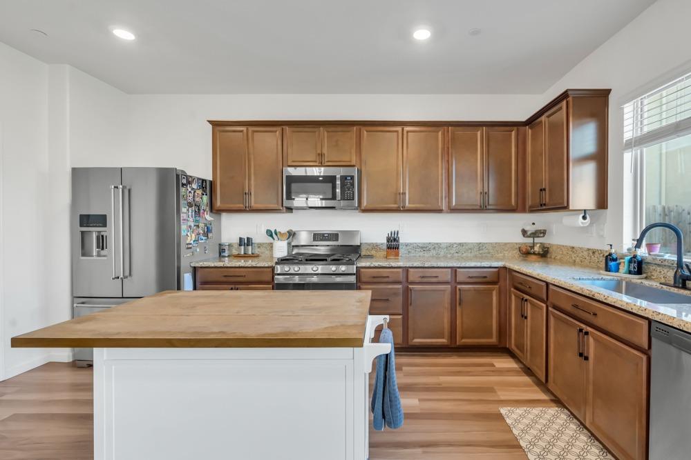 12715 Thorntonhall Drive