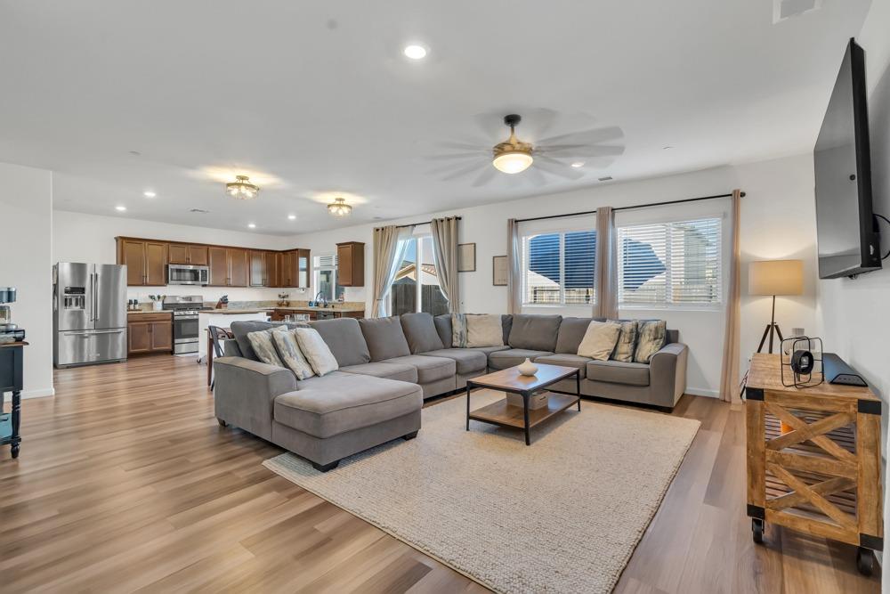 12715 Thorntonhall Drive