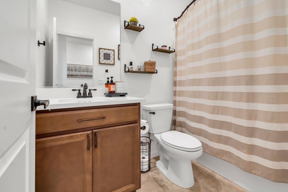 12715 Thorntonhall Drive