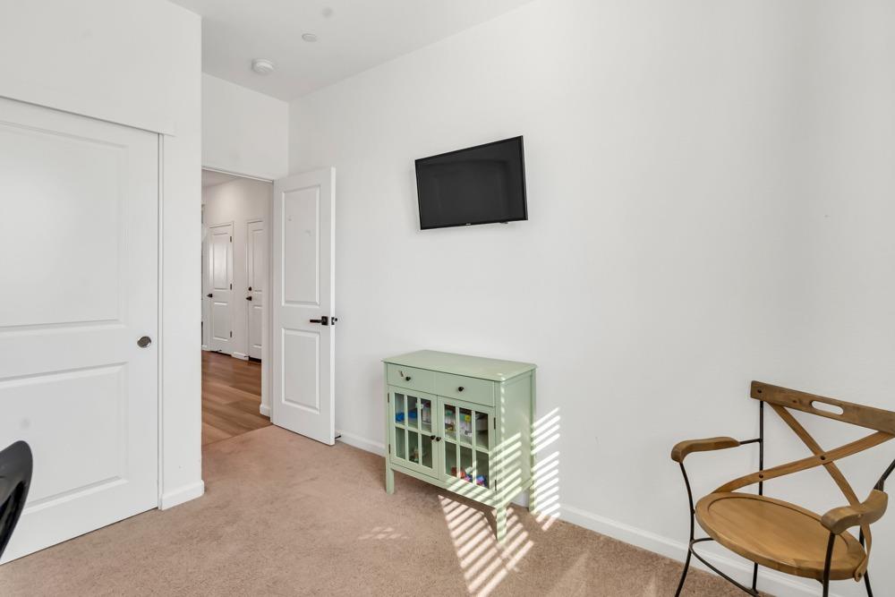 12715 Thorntonhall Drive