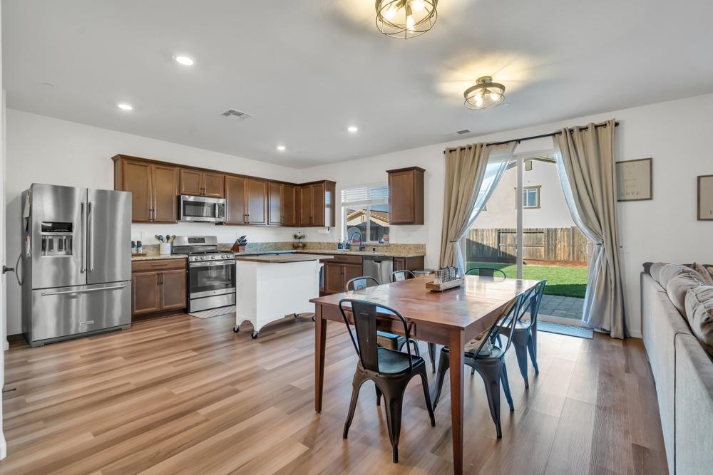 12715 Thorntonhall Drive