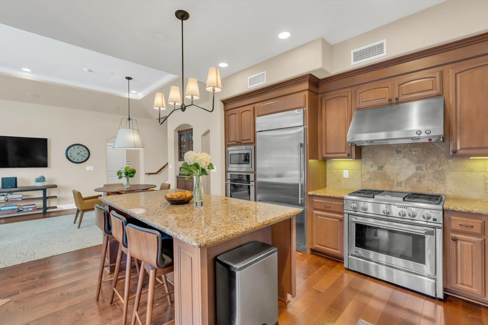 2430 Pavilions Place Lane 510