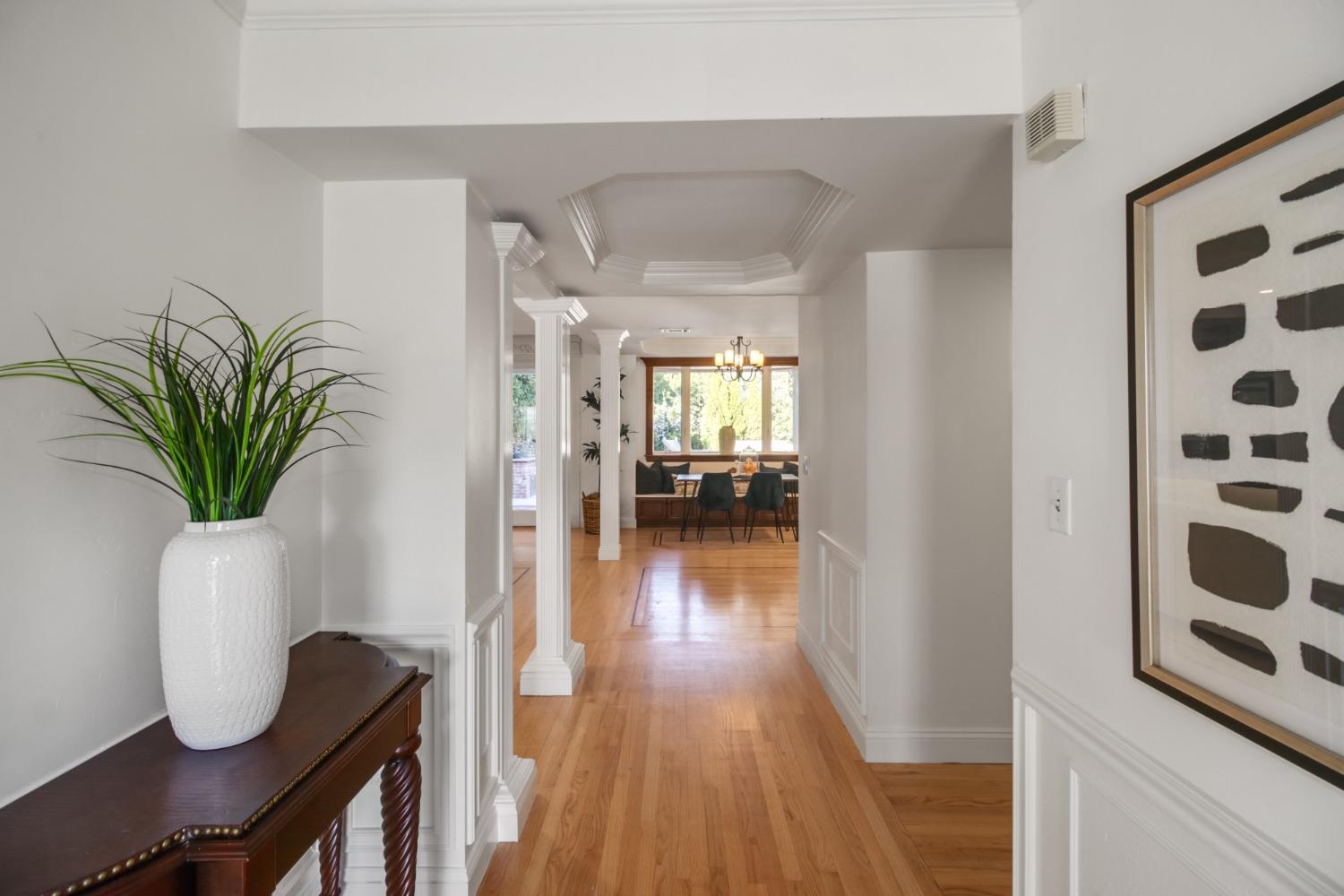 126 Mering Court