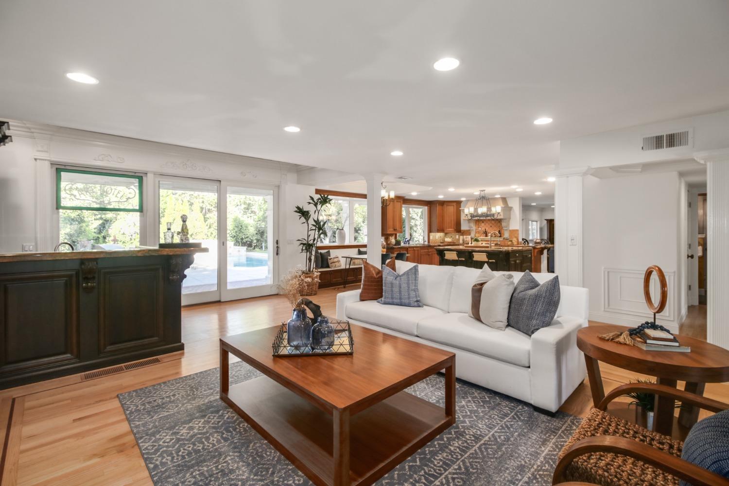 126 Mering Court