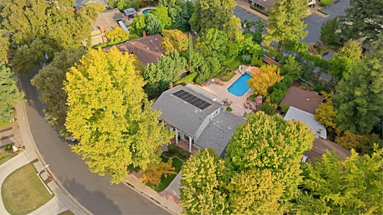 126 Mering Court