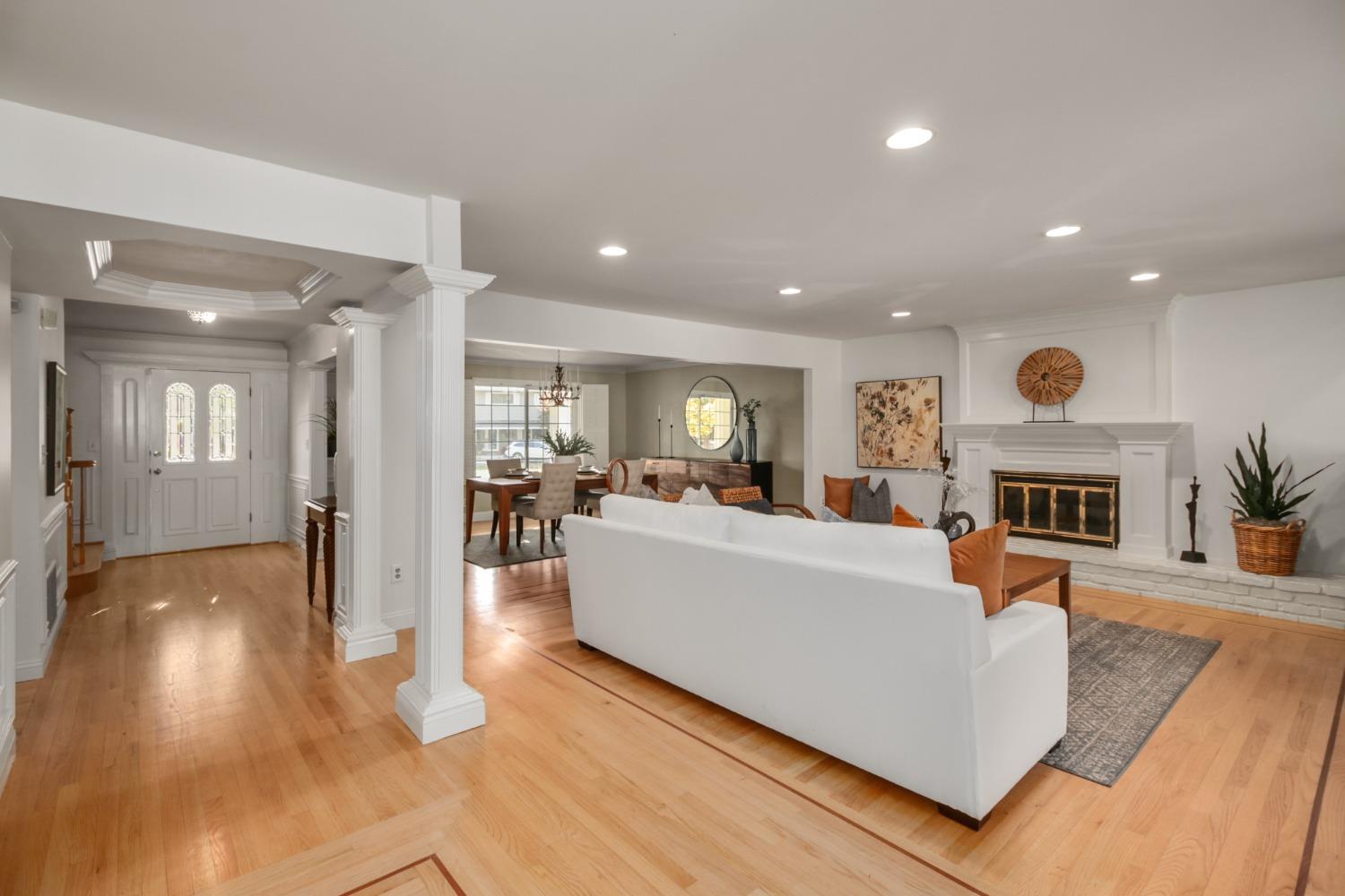 126 Mering Court