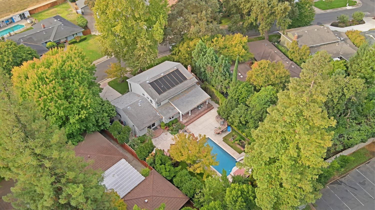 126 Mering Court