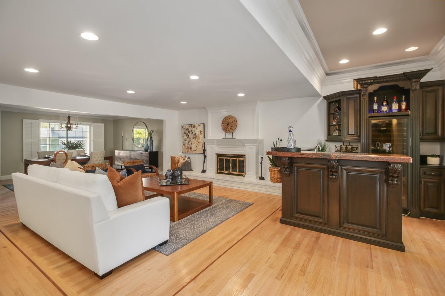 126 Mering Court