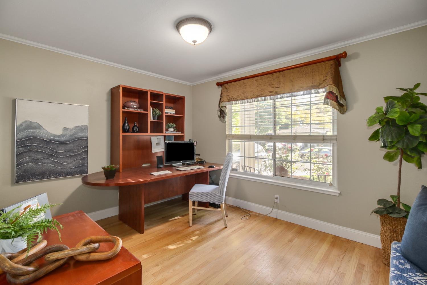 126 Mering Court