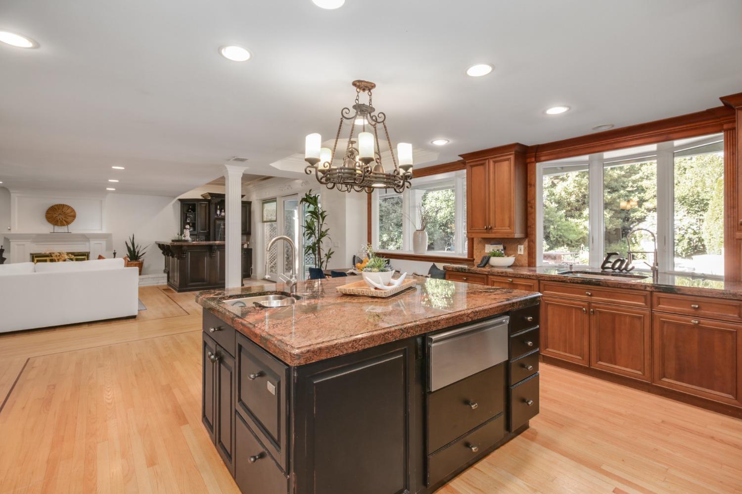 126 Mering Court