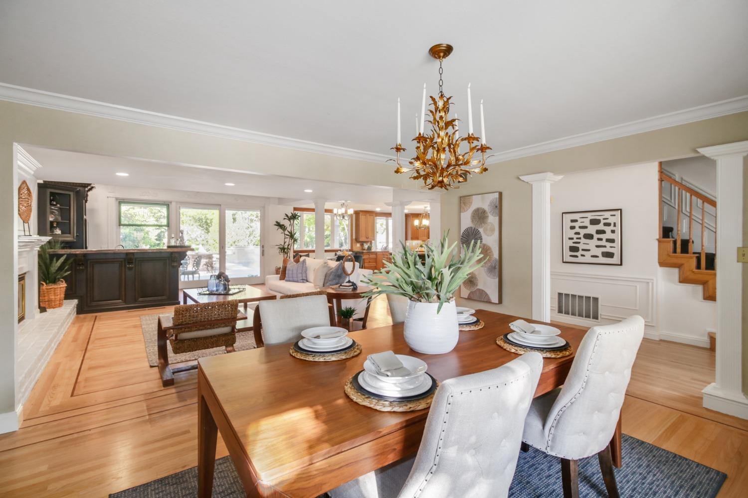 126 Mering Court