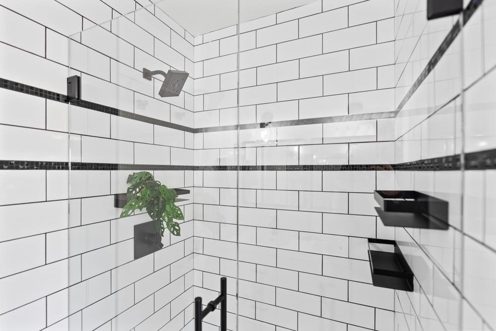 2290 Woodside Lane 3