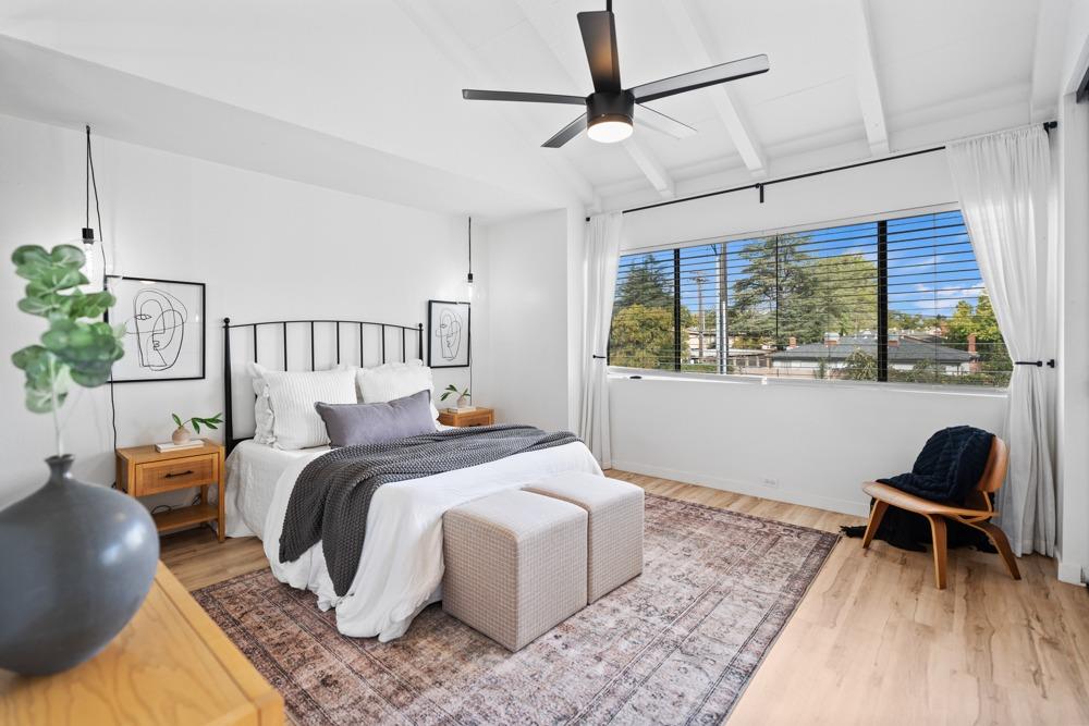 2290 Woodside Lane 3