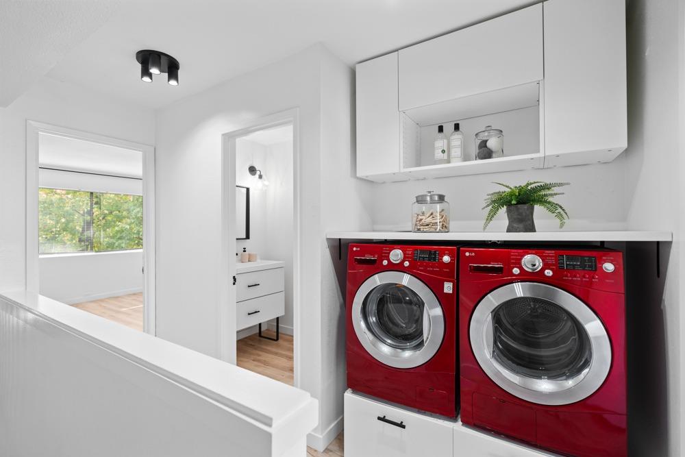 2290 Woodside Lane 3