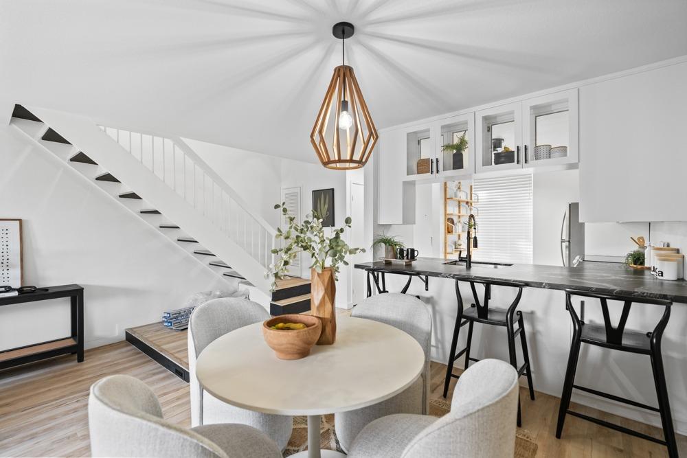 2290 Woodside Lane 3