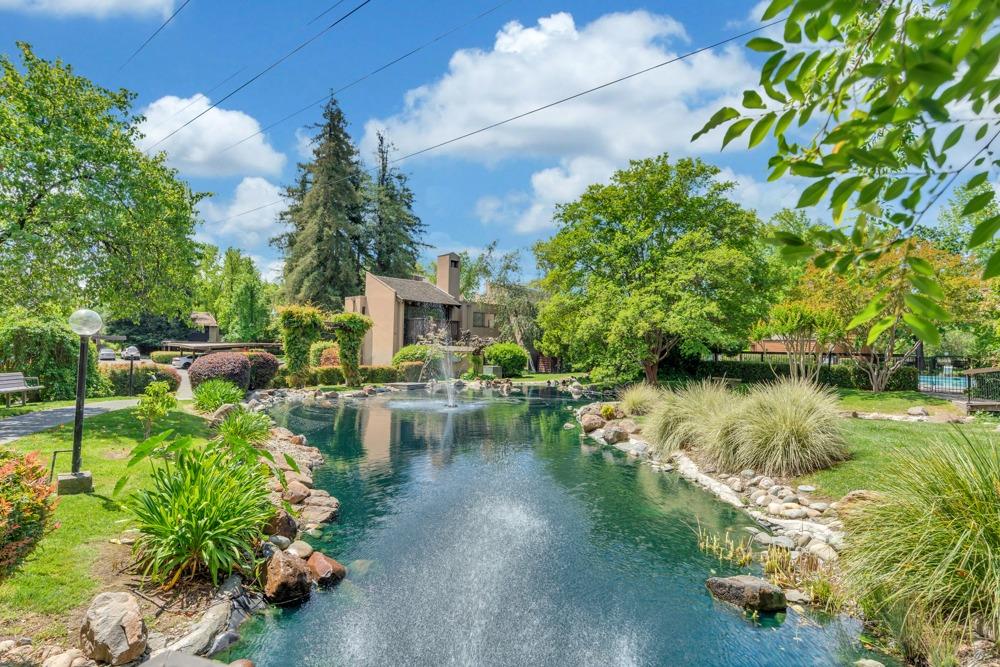 2290 Woodside Lane 3