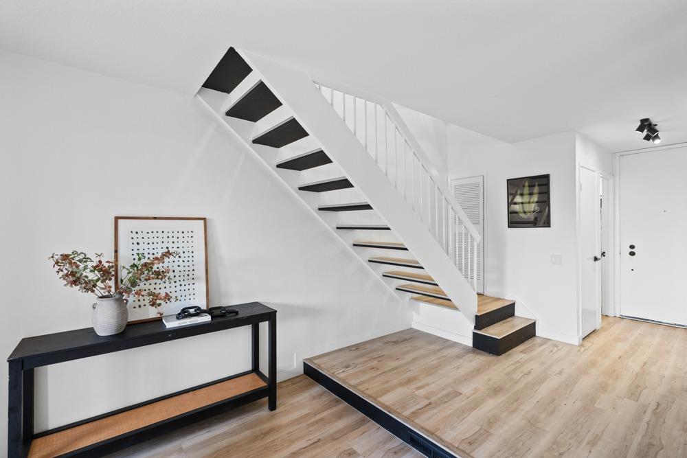 2290 Woodside Lane 3