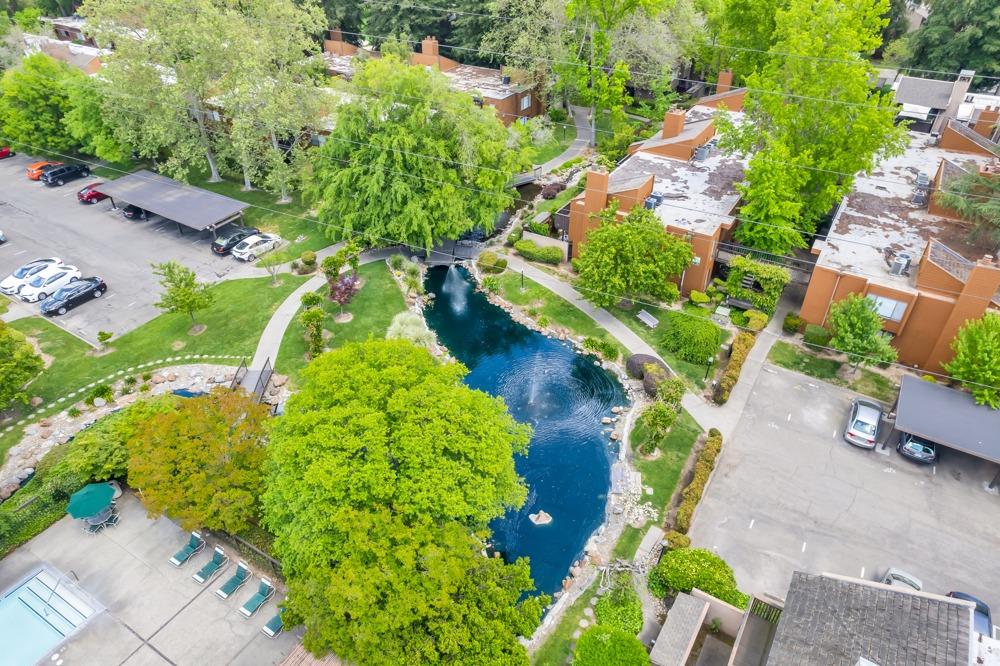 2290 Woodside Lane 3