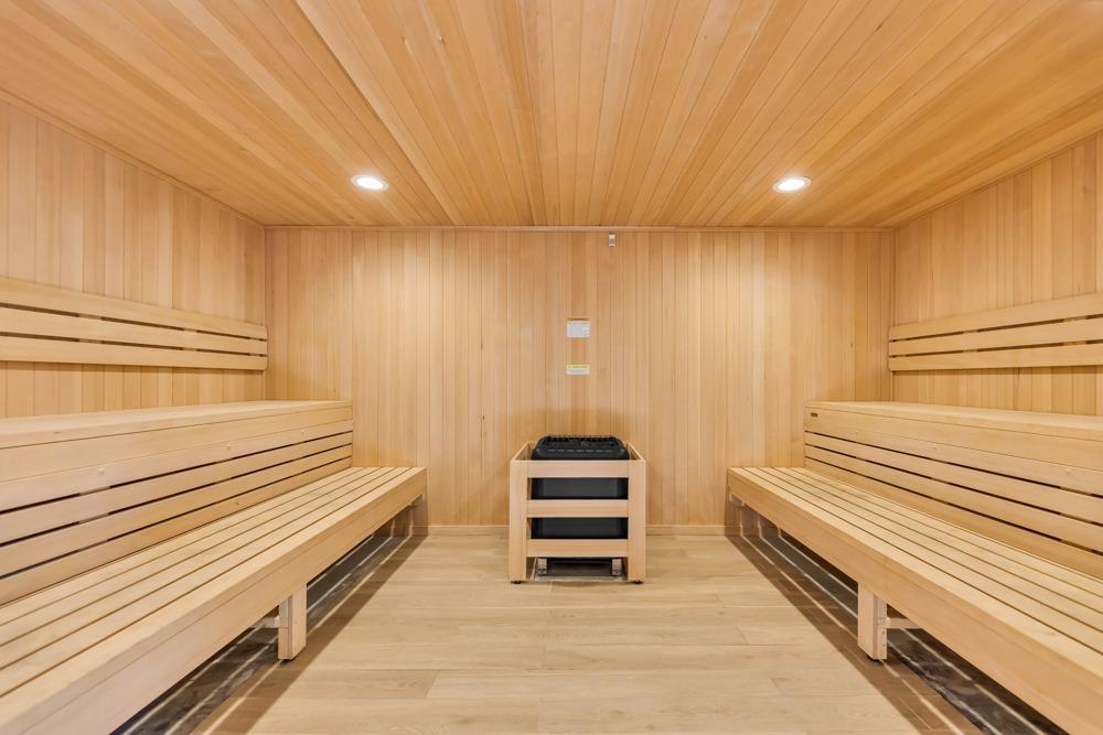 2290 Woodside Lane 3