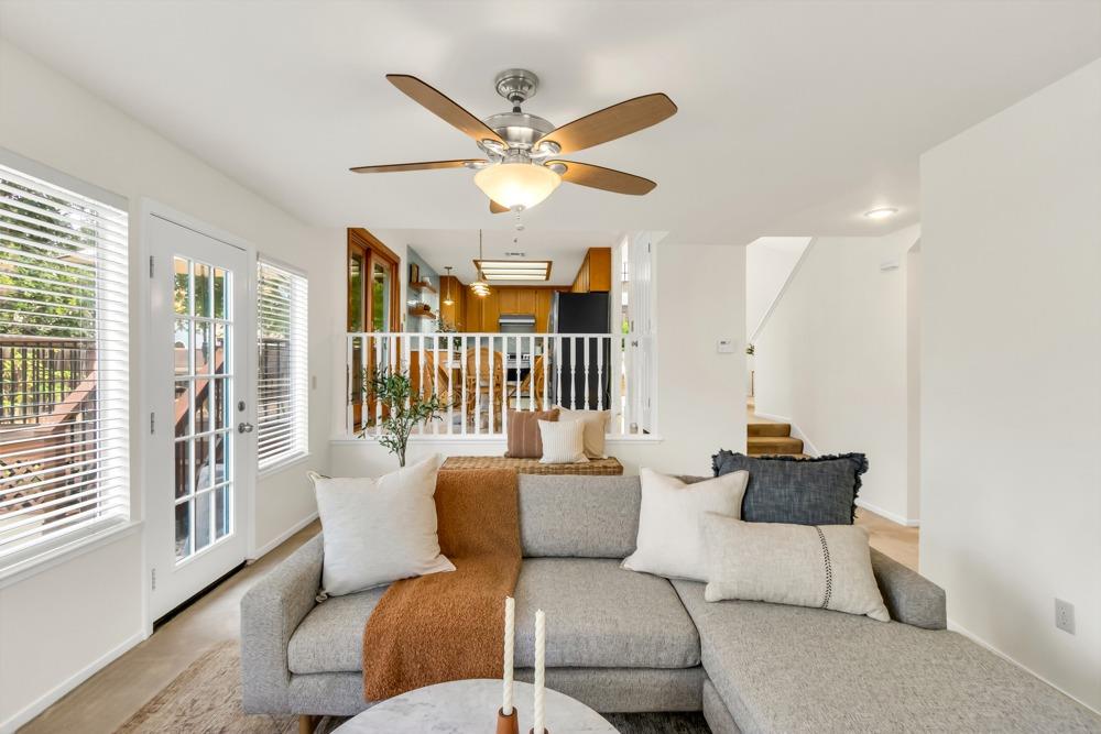 9141 Laguna Springs Way