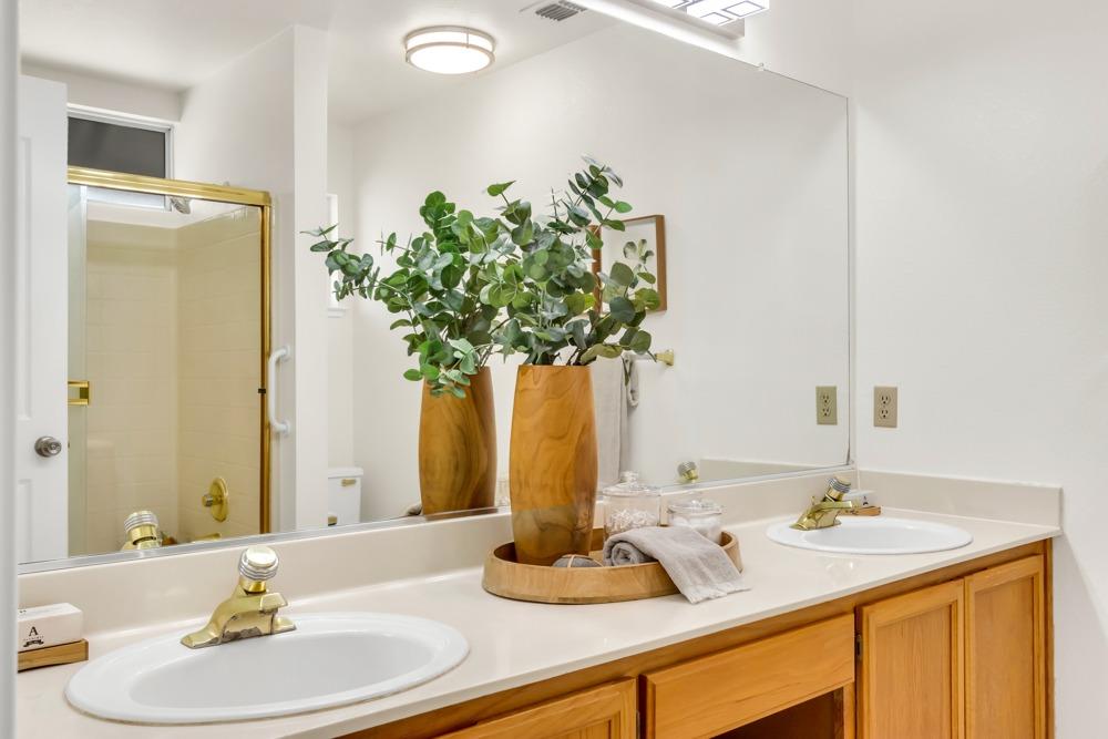 9141 Laguna Springs Way