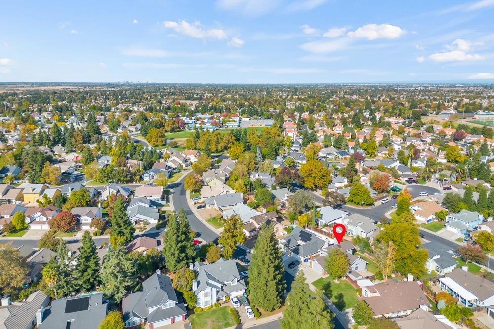 9141 Laguna Springs Way