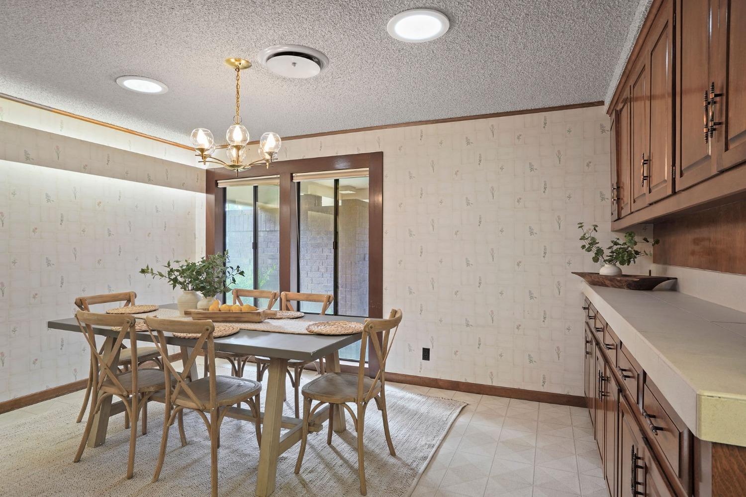 4861 Oak Vista Drive