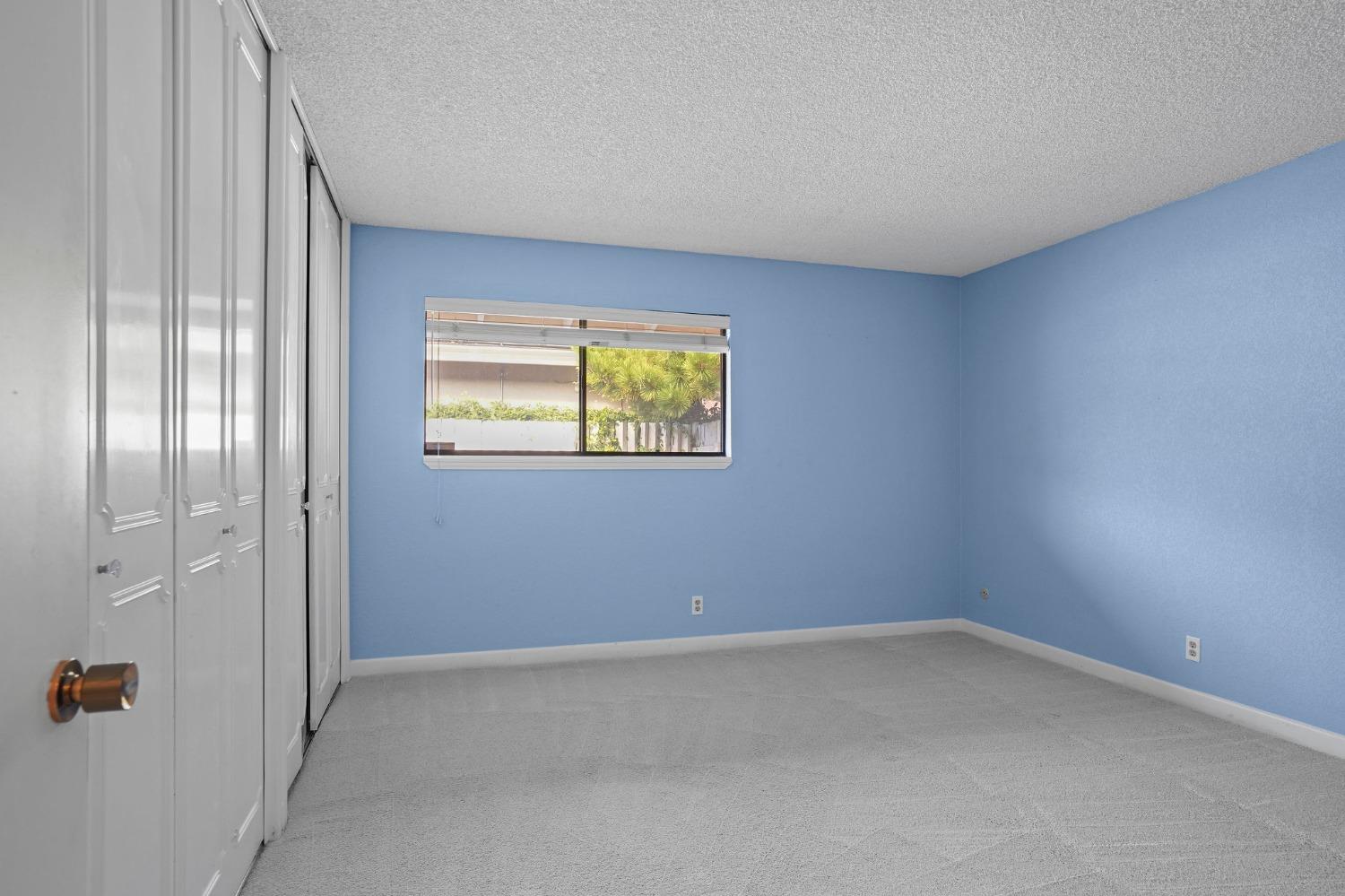 4861 Oak Vista Drive