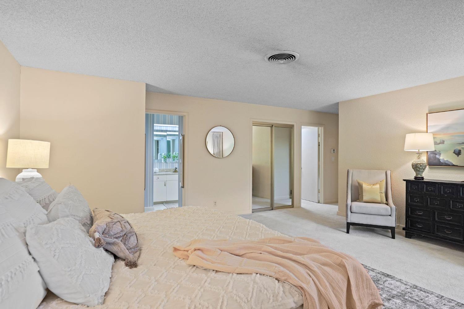 4861 Oak Vista Drive