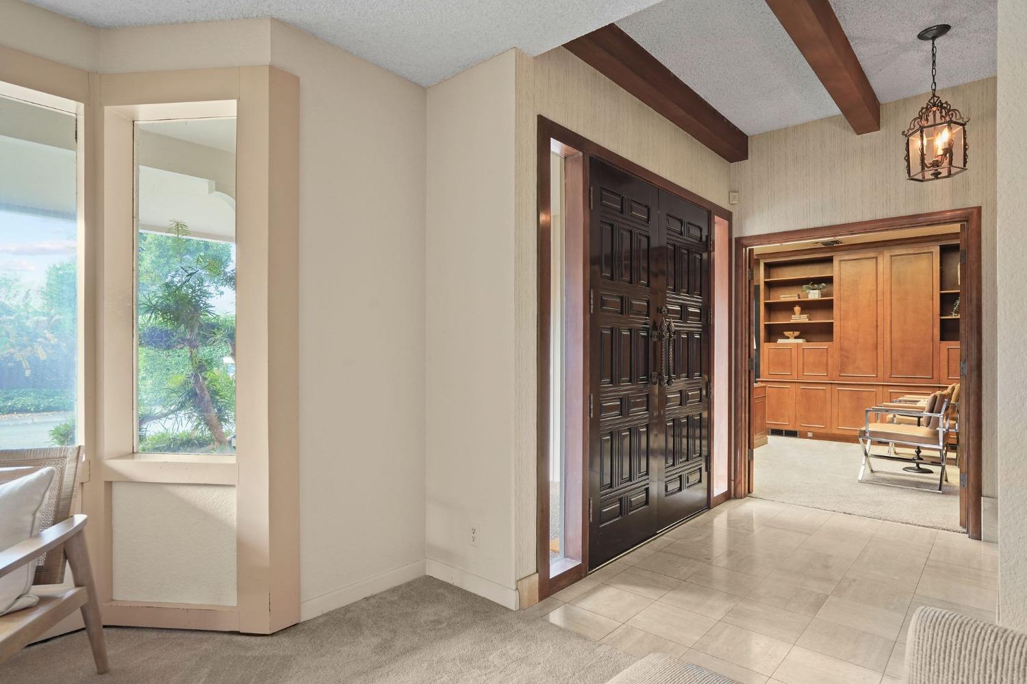 4861 Oak Vista Drive