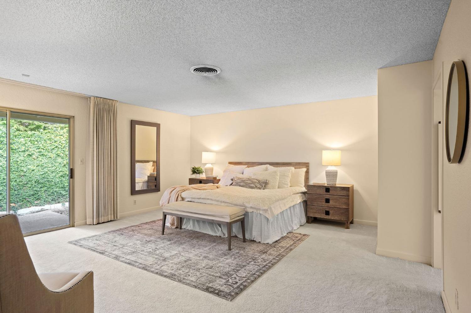 4861 Oak Vista Drive