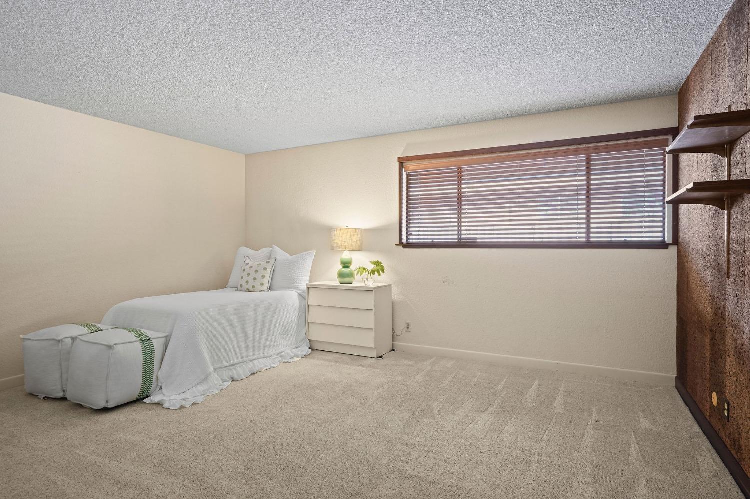 4861 Oak Vista Drive