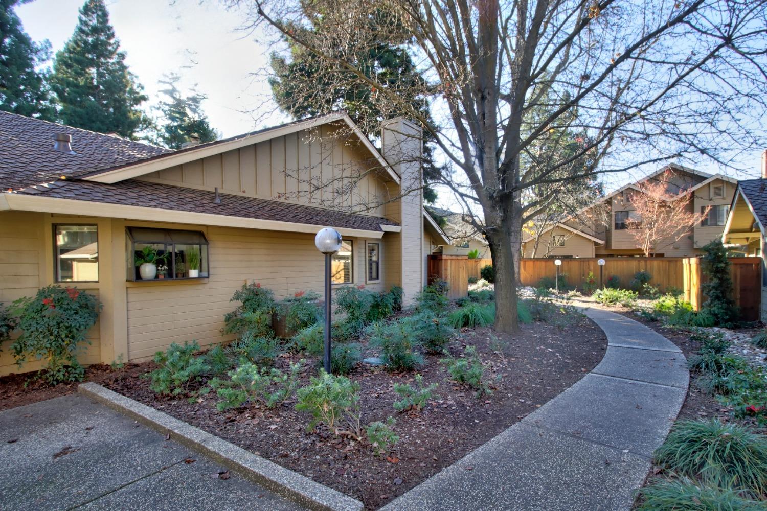 2068 University Park Drive