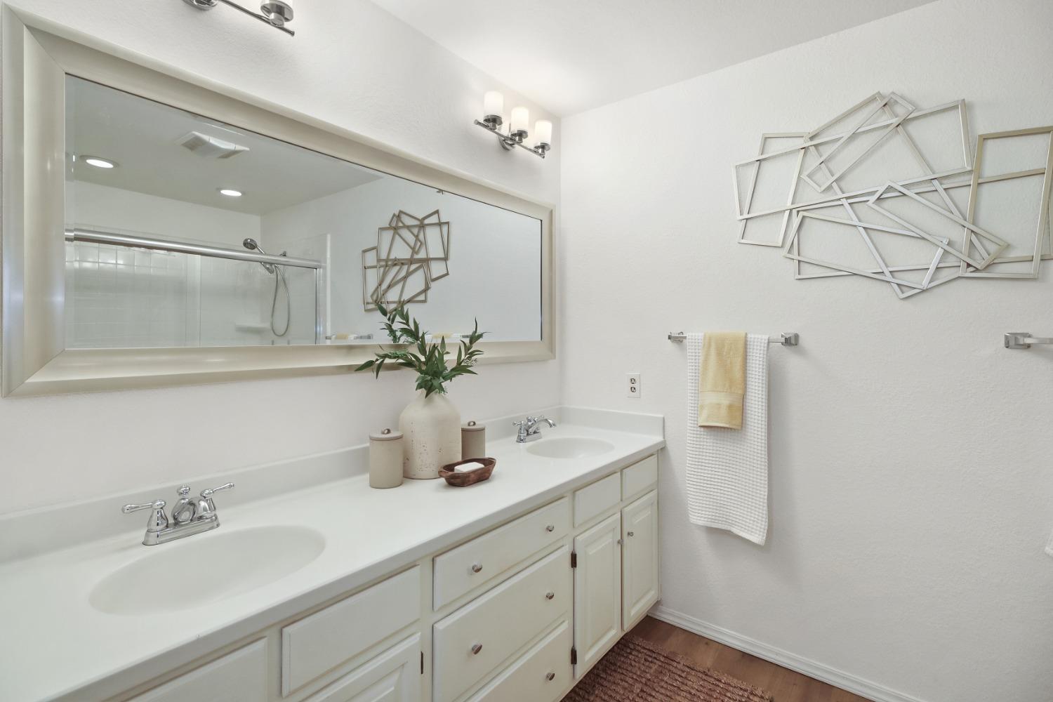 2068 University Park Drive